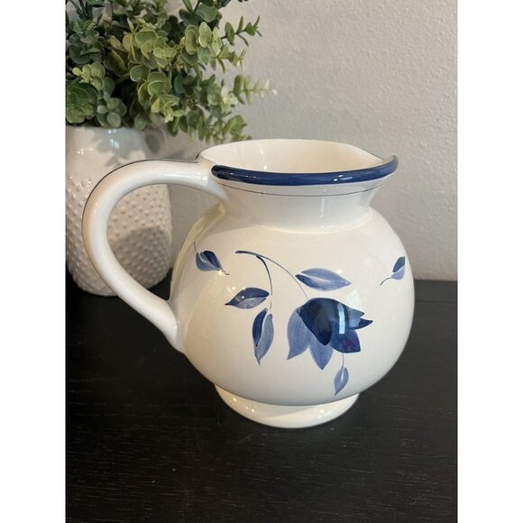 Vtg Blue Tulip Pitcher Home by Target Cottagecore Shabby Chic Farmhouse Kitchen - Picture 2 of 16